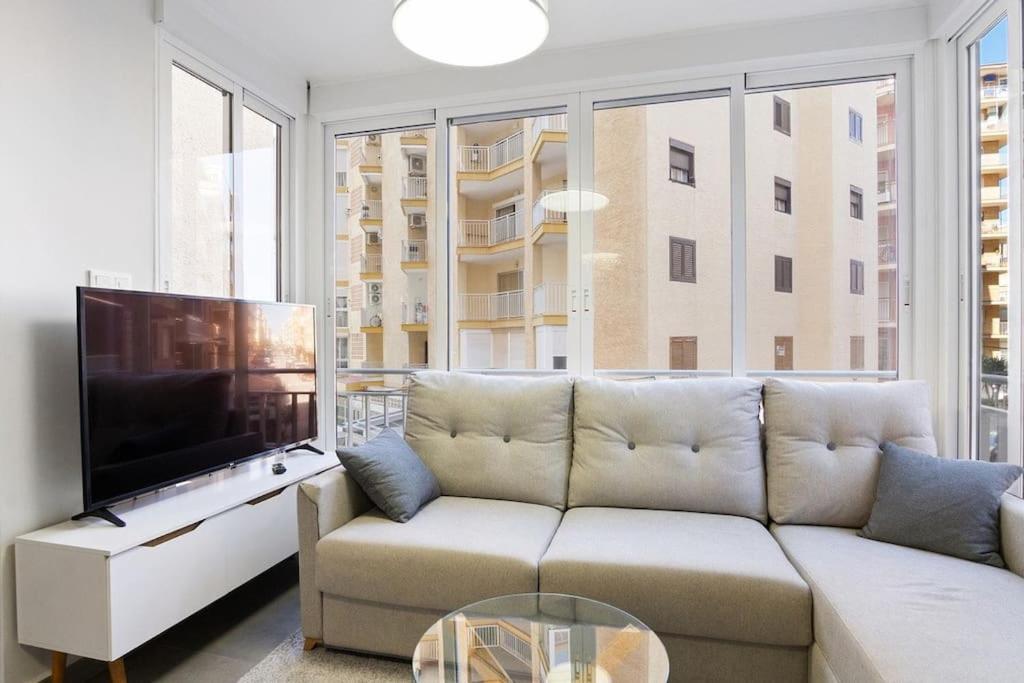 Studio Torravieja On Playa Del Cura Torrevieja Exteriör bild