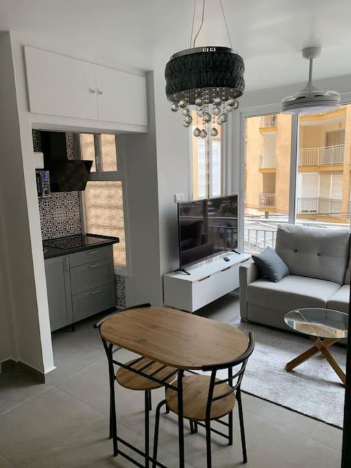 Studio Torravieja On Playa Del Cura Torrevieja Exteriör bild